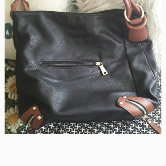 Black handbag - Picture 3 of 4